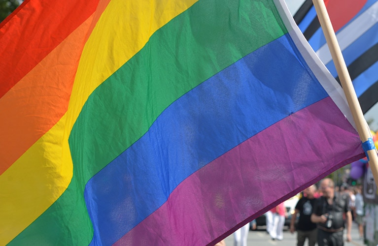 Regenbogenfahne beim Christopher Street Day